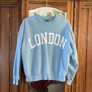London crewneck top